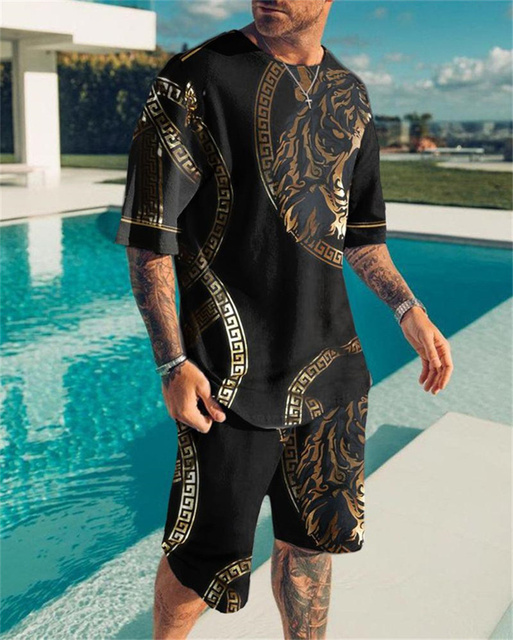Men's Suit Image 5
