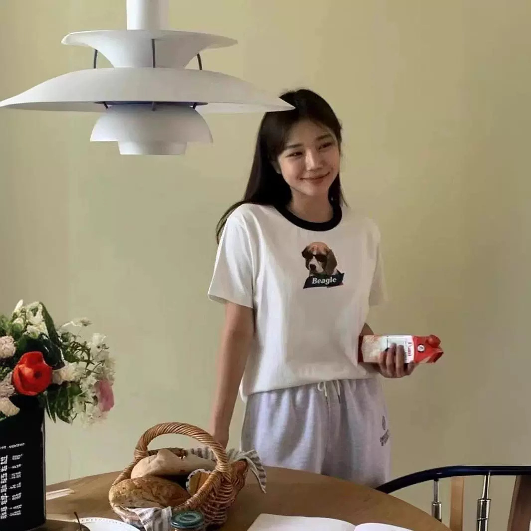 T-shirt Side View