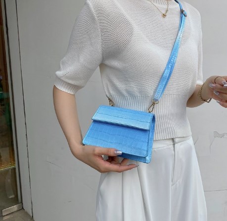 Crocodile Pattern Shoulder Bag - Green