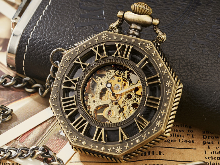 Carved Octagonal Mechanical Dial