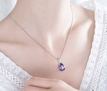 Crystal Purple Diamond Necklace Image 1