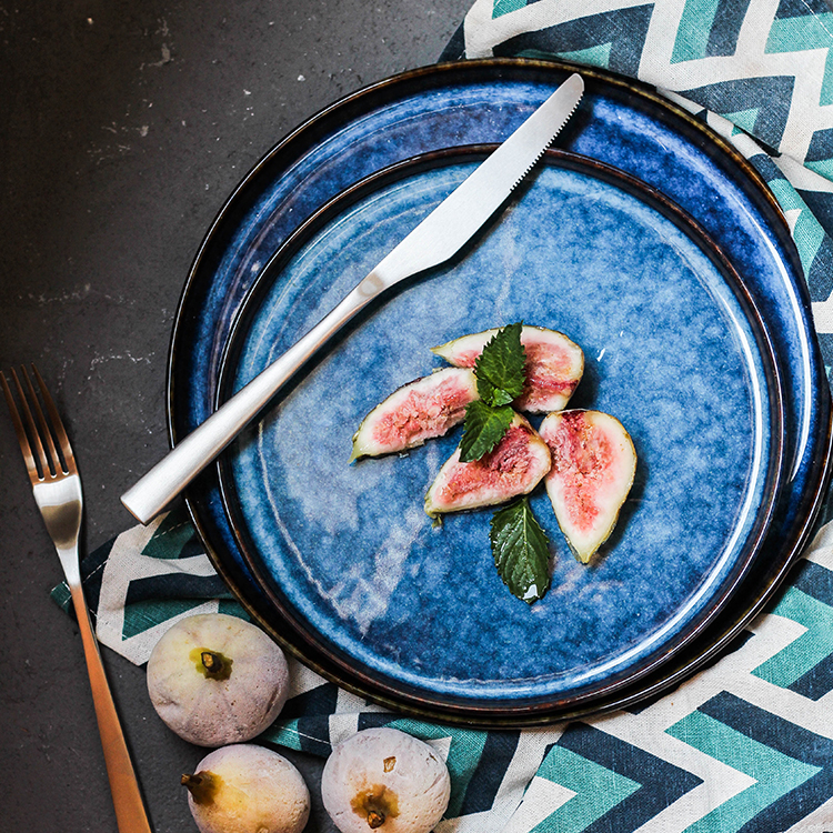Japanese Style Dinnerware Image 2