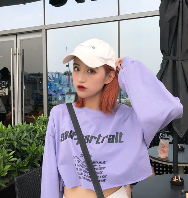 PEEK A BOO Cropped Hoodie 5