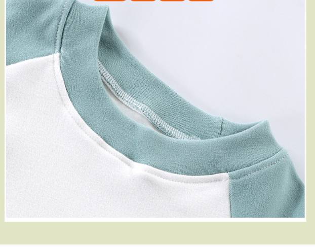 Children's Thermal Clothing Set Image 3
