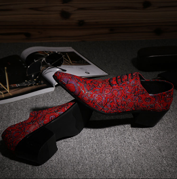 Pointed High-Heeled Shoes