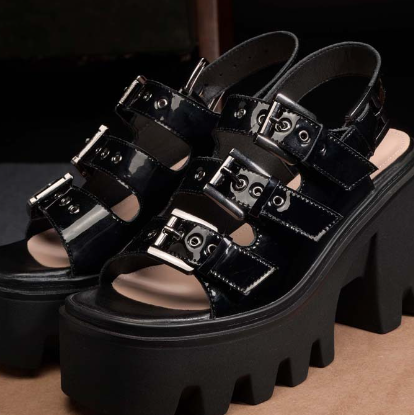 Roman Sandals Image 1
