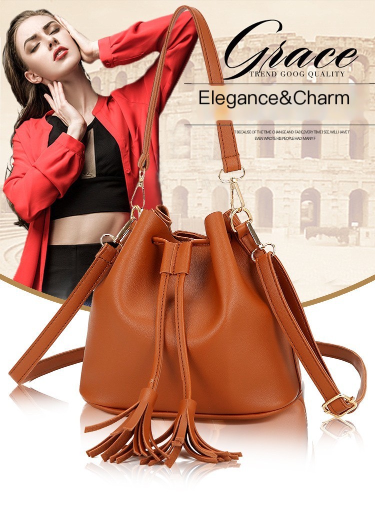 Bucket Bag Image 2