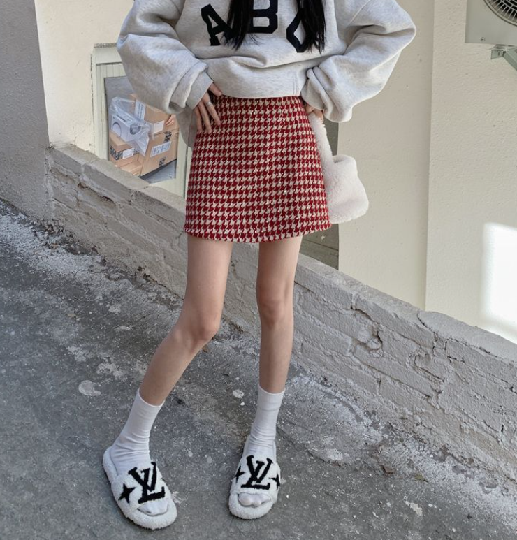 Wool Skirt Image 2