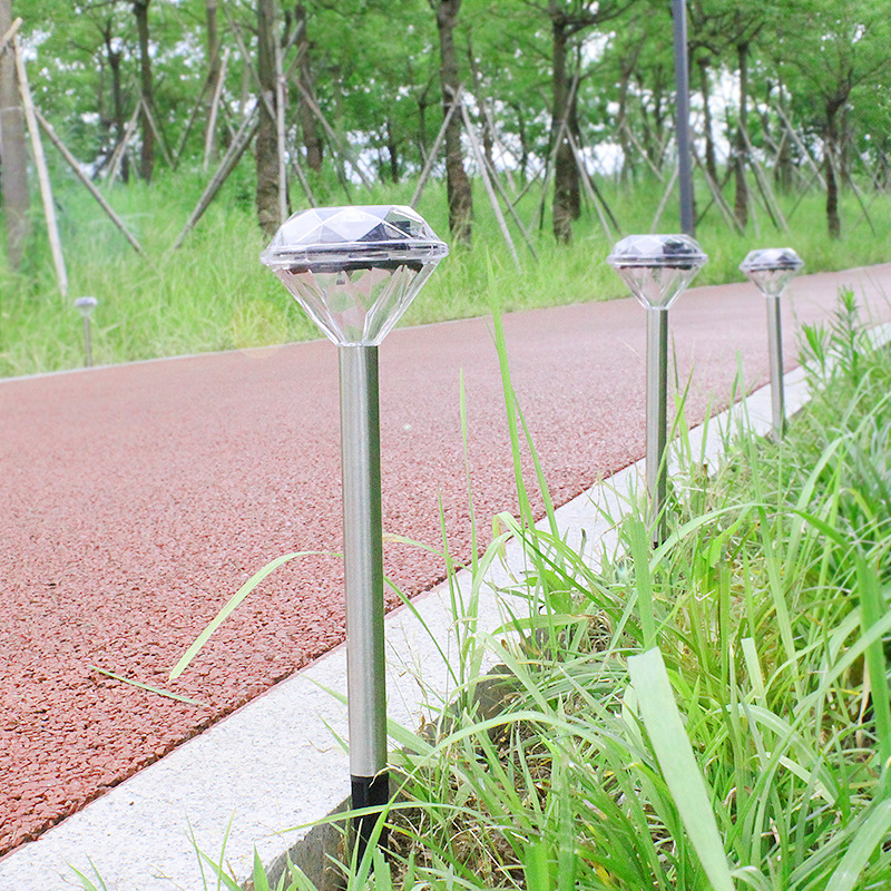 Solar Lawn Light 2