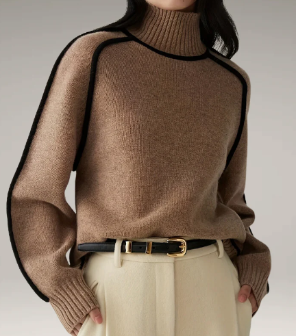 Women's Muratoni Turtleneck image