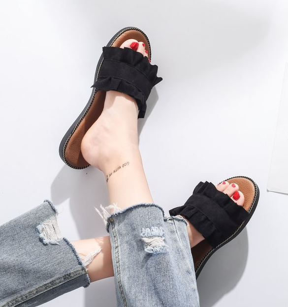 Casual Women’s Flat Sandals Image 2