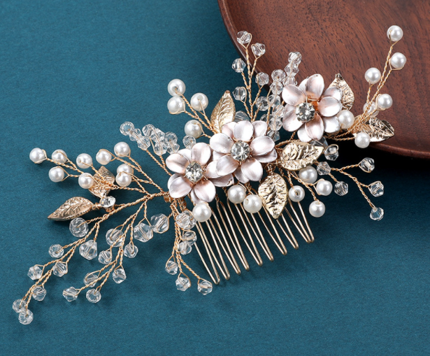Bridal Hair Accessory Image 2