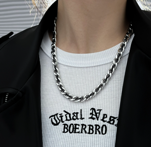 Necklace Image 2