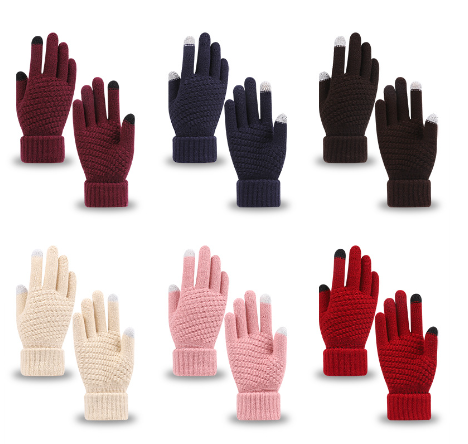 Warm Gloves Image 2