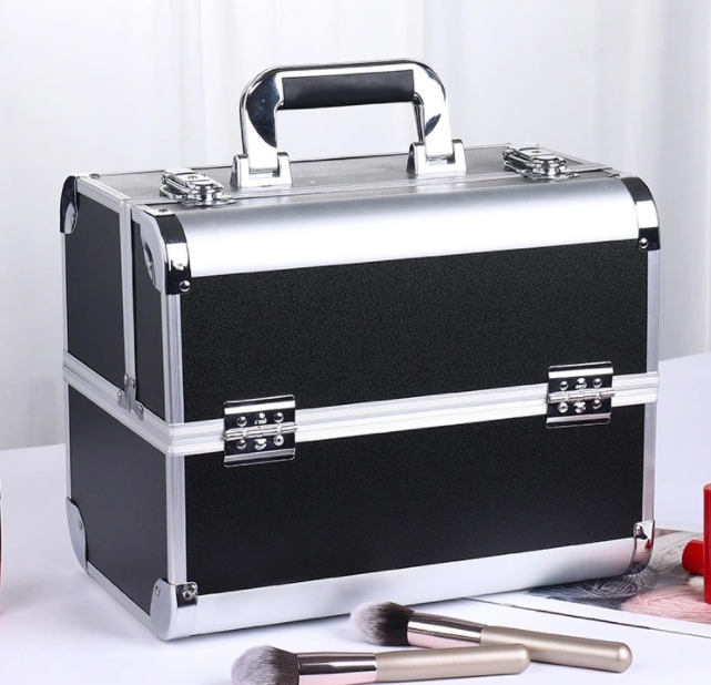 makeup case black
