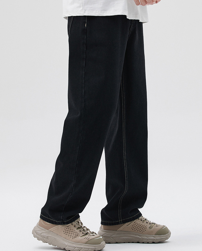 Men's Solid Color Washed Loose Jeans Image 3