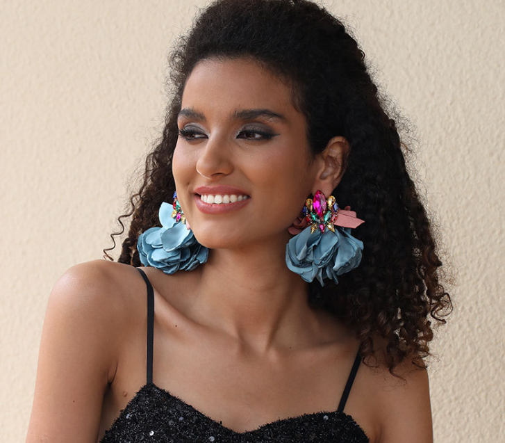 Elegant Petals Rhinestone Earrings 2
