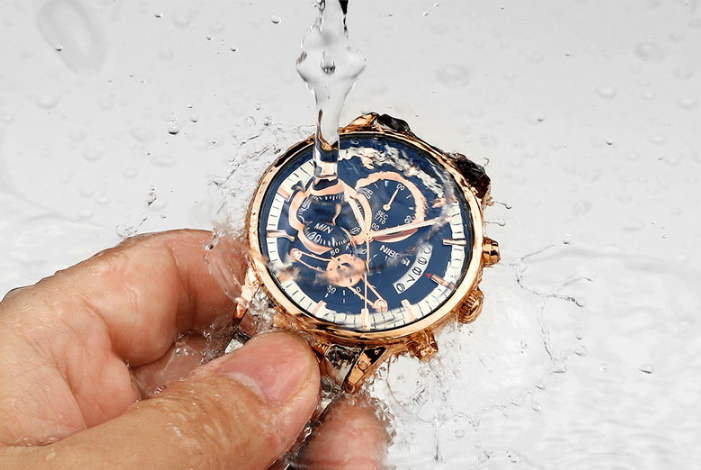 Luminous Dial Feature