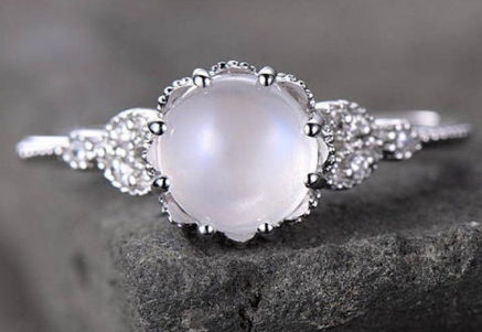 Elegant Moonstone Ring