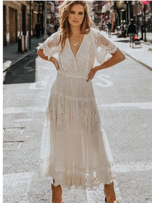 Elegant Lace Dress Details