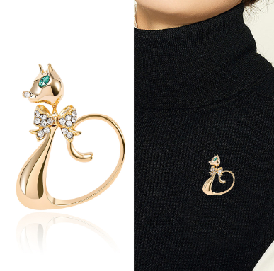 Cat Brooch - Gold