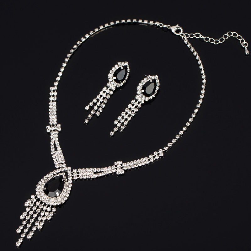 Necklace Detail
