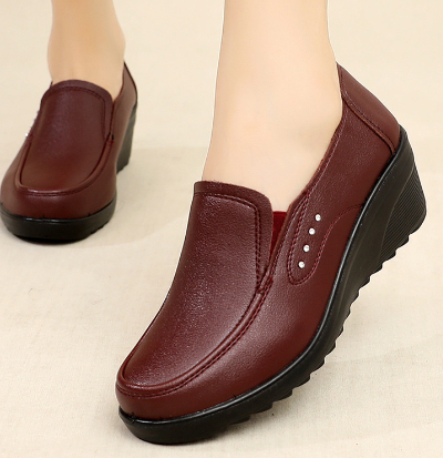 Women's Pumps - Image 3