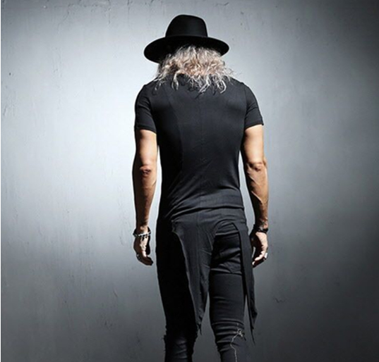 Asymmetrical T-Shirt Image 3