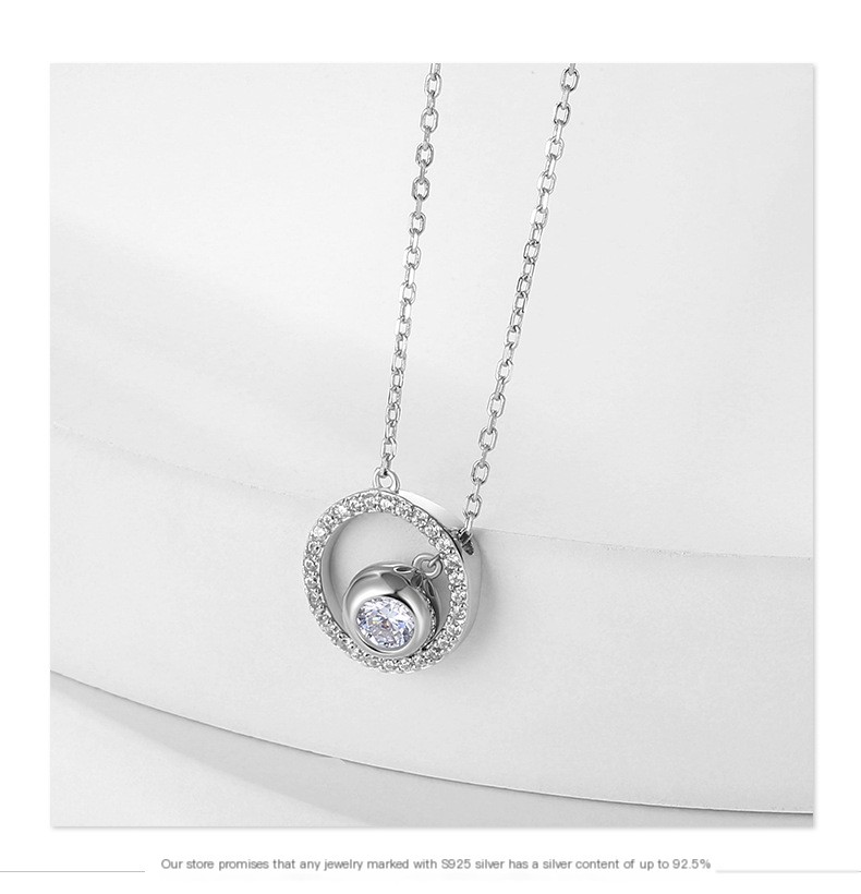 Necklace Image 2