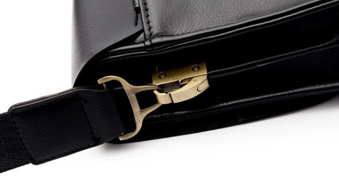 Shoulder Bag Image 6