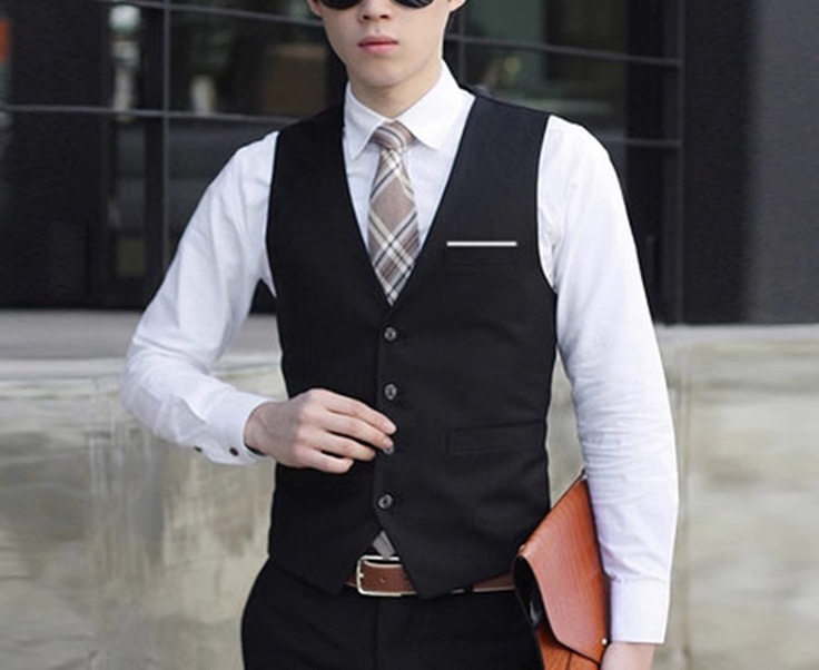 Men's Vest Image 1