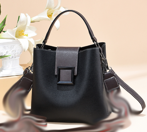 Urban Everyday Bucket Tote i bruk