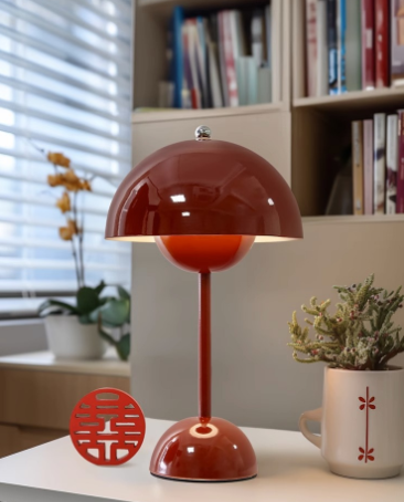 Nordic Flower Bud Table Lamp