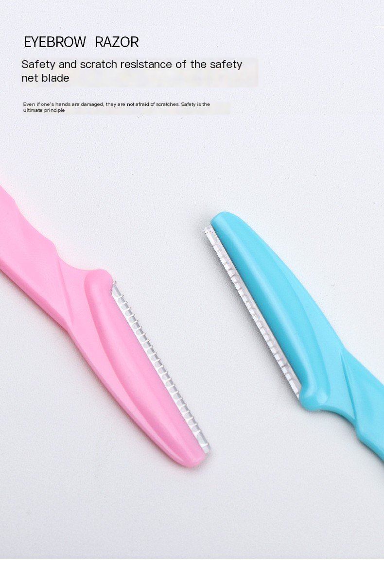 Eyebrow Trimmer Image 2