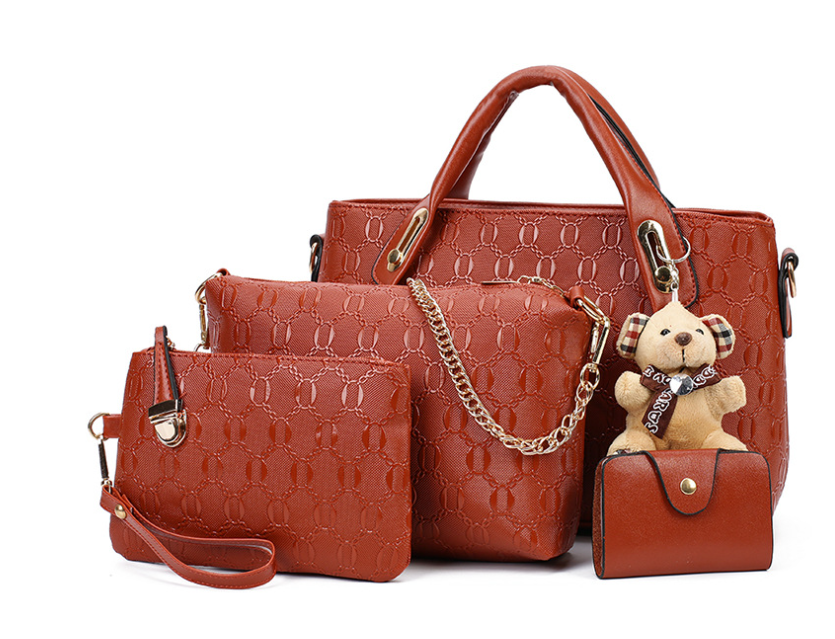 Little Bear Pendant Bag Image 5