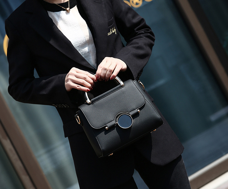 Korean Style Small Square Bag - Image 3