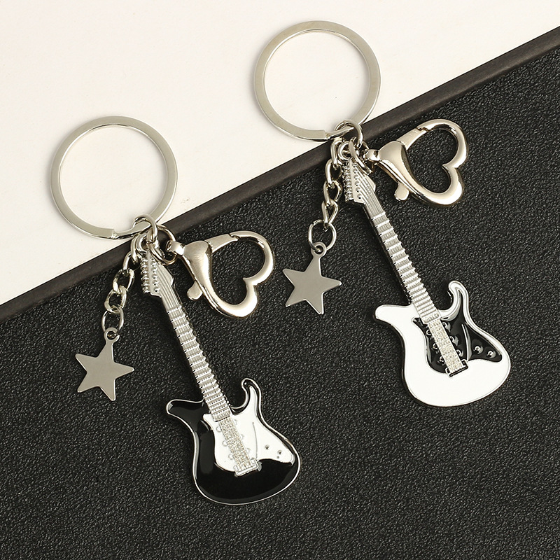 Y2K Vintage Sweet Cool Guitar Pentagram Star Pendant Keychain Millennium Bag Couples Ornament image