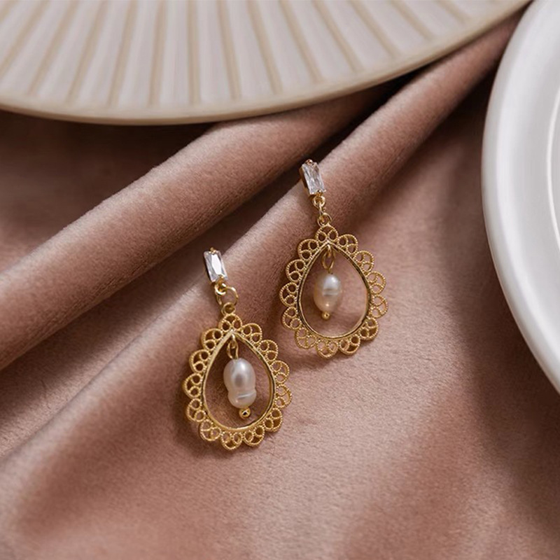 Elegant Pearl Drop Earrings