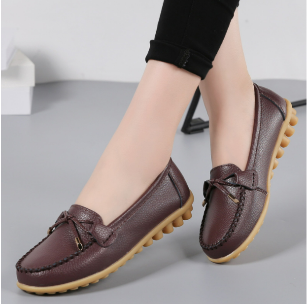 Women's Leather Shoes Image 1