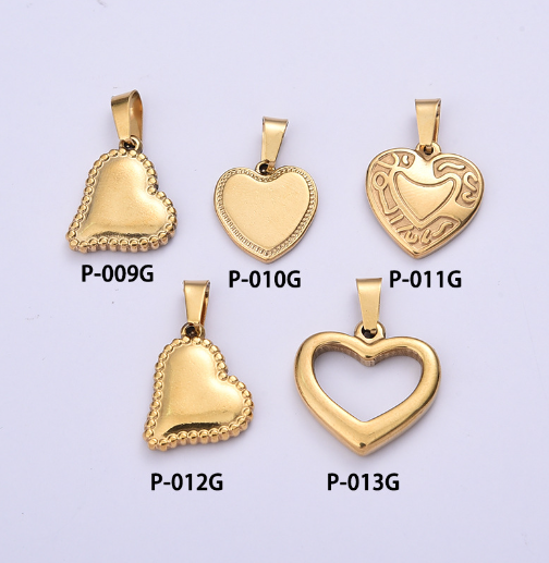 Heart Pattern Necklace Image 1
