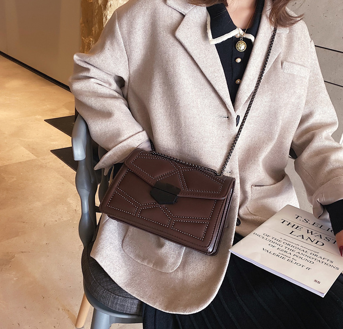 Small square bag in Red