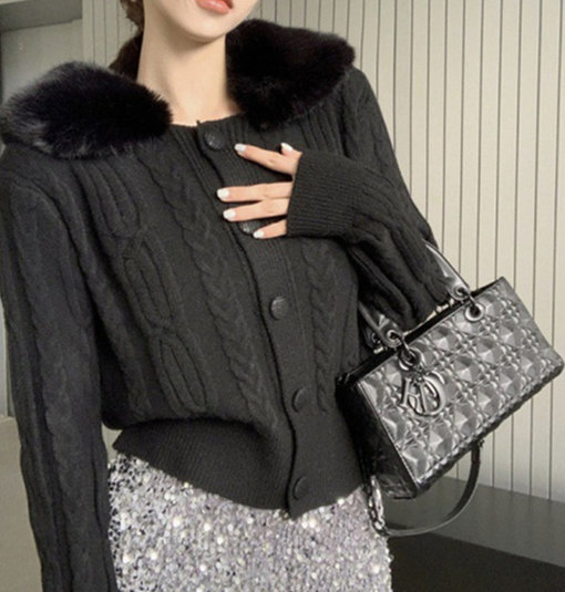 Cardigan Image 3