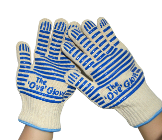 Comfortable and Stylish Gloves