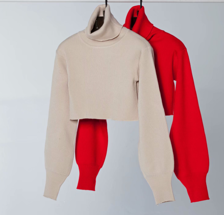 High-neck Knitted Sweater in Style