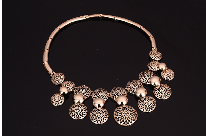 Jewelry Set Image 1