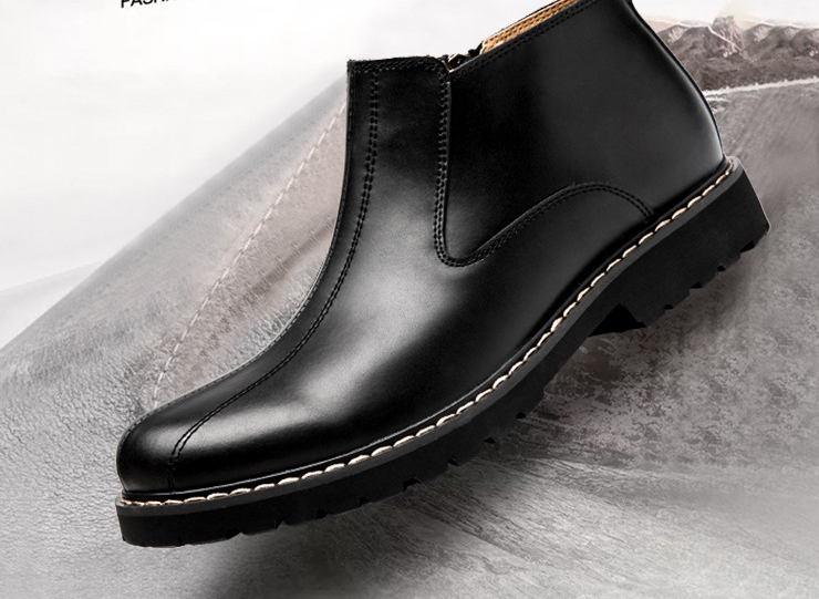 Chelsea Boots Image 2