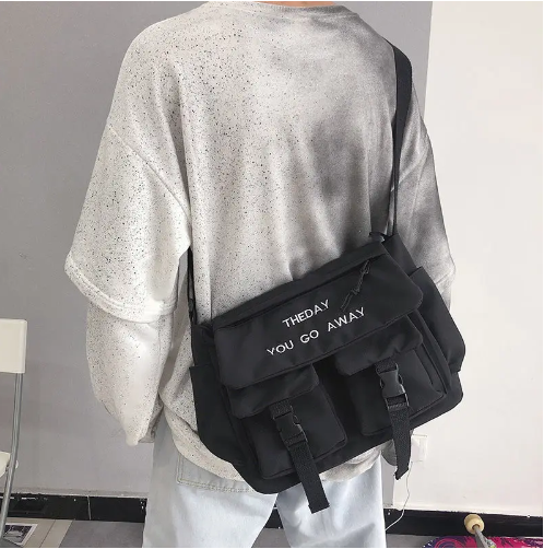 BOLSA EM NYLON DE OMBRO GRANDE - 01 image