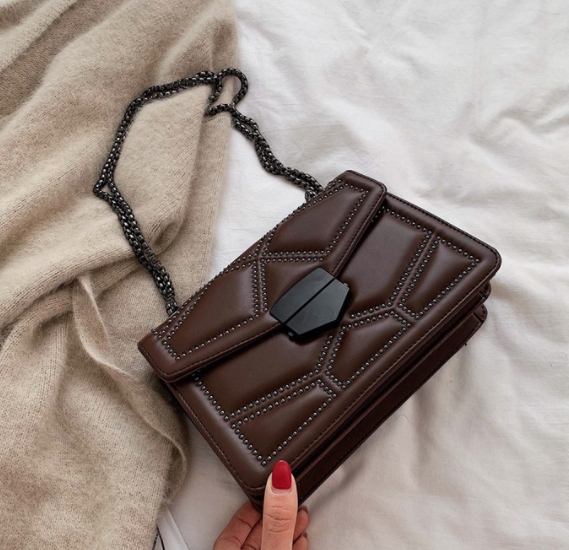 Chain Versatile Shoulder Sling Bag in Black