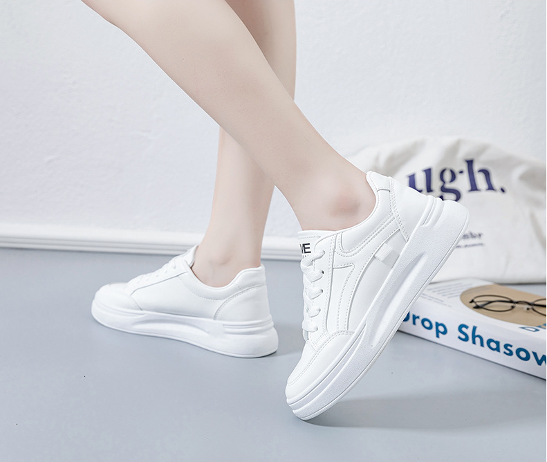 Versatile white shoes