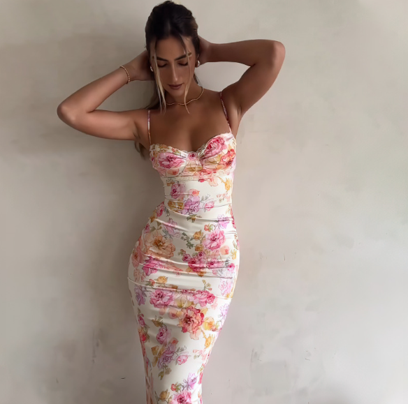 YVONNE Maxi Dress Image 4